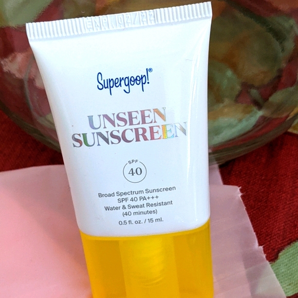 NWT Supergoop Unseen Sunscreen mini - Picture 4 of 4